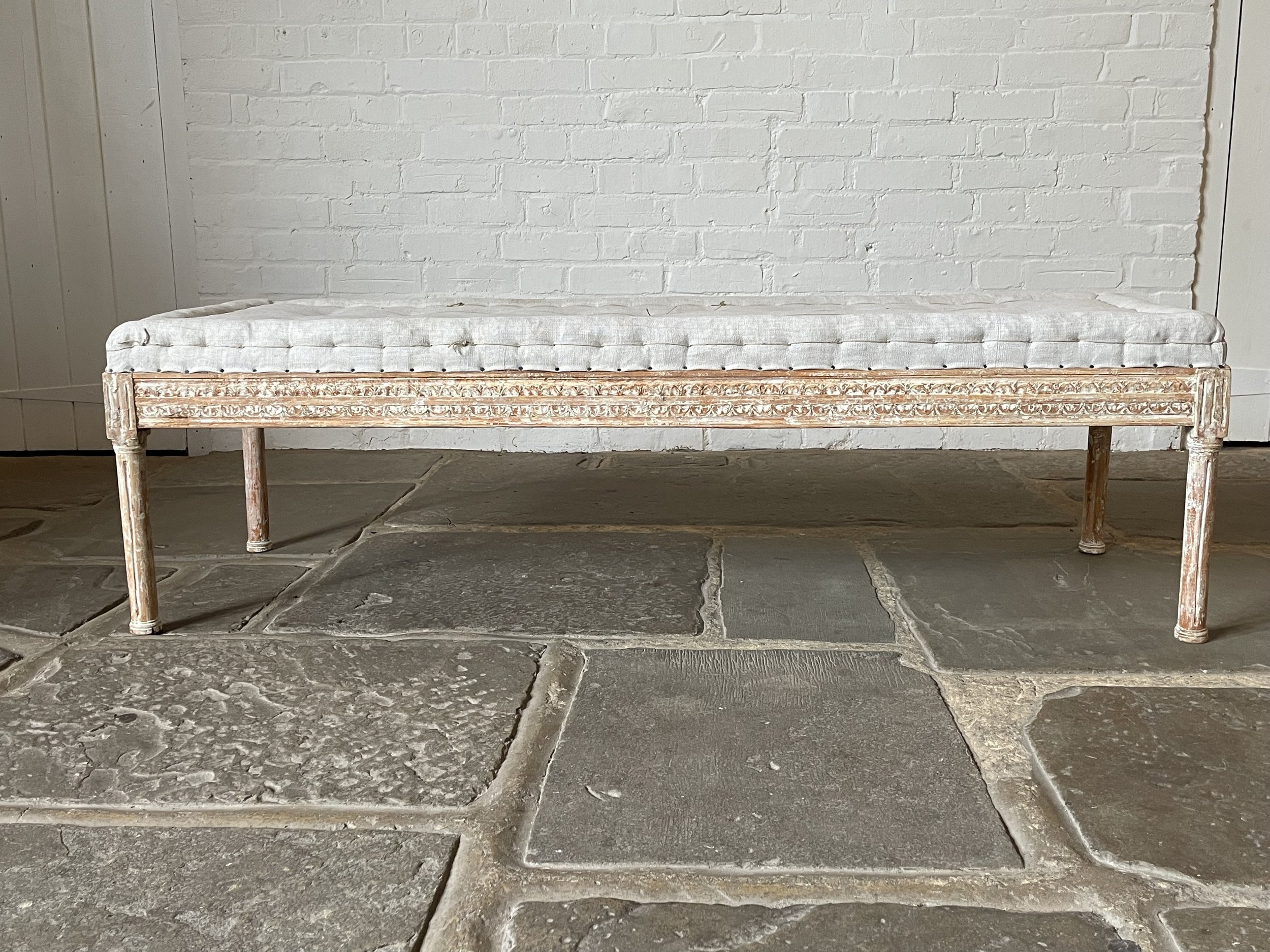 Gustavian bench deals